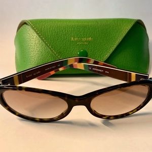 KATE SPADE Sunglasses Adrienne Tortoise w Case